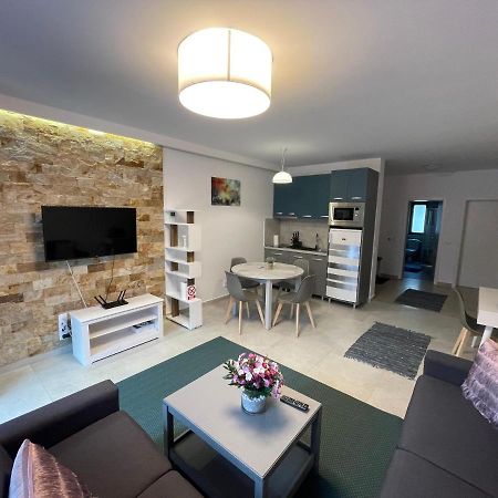 Castle Residence Apt. Zamorei Buşteni Buitenkant foto