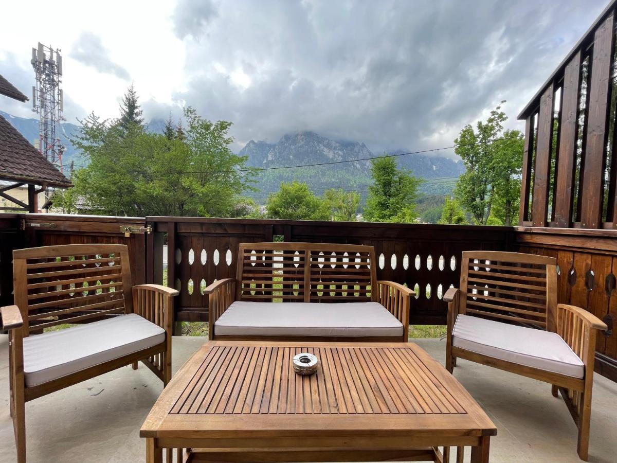 Castle Residence Apt. Zamorei Buşteni Buitenkant foto