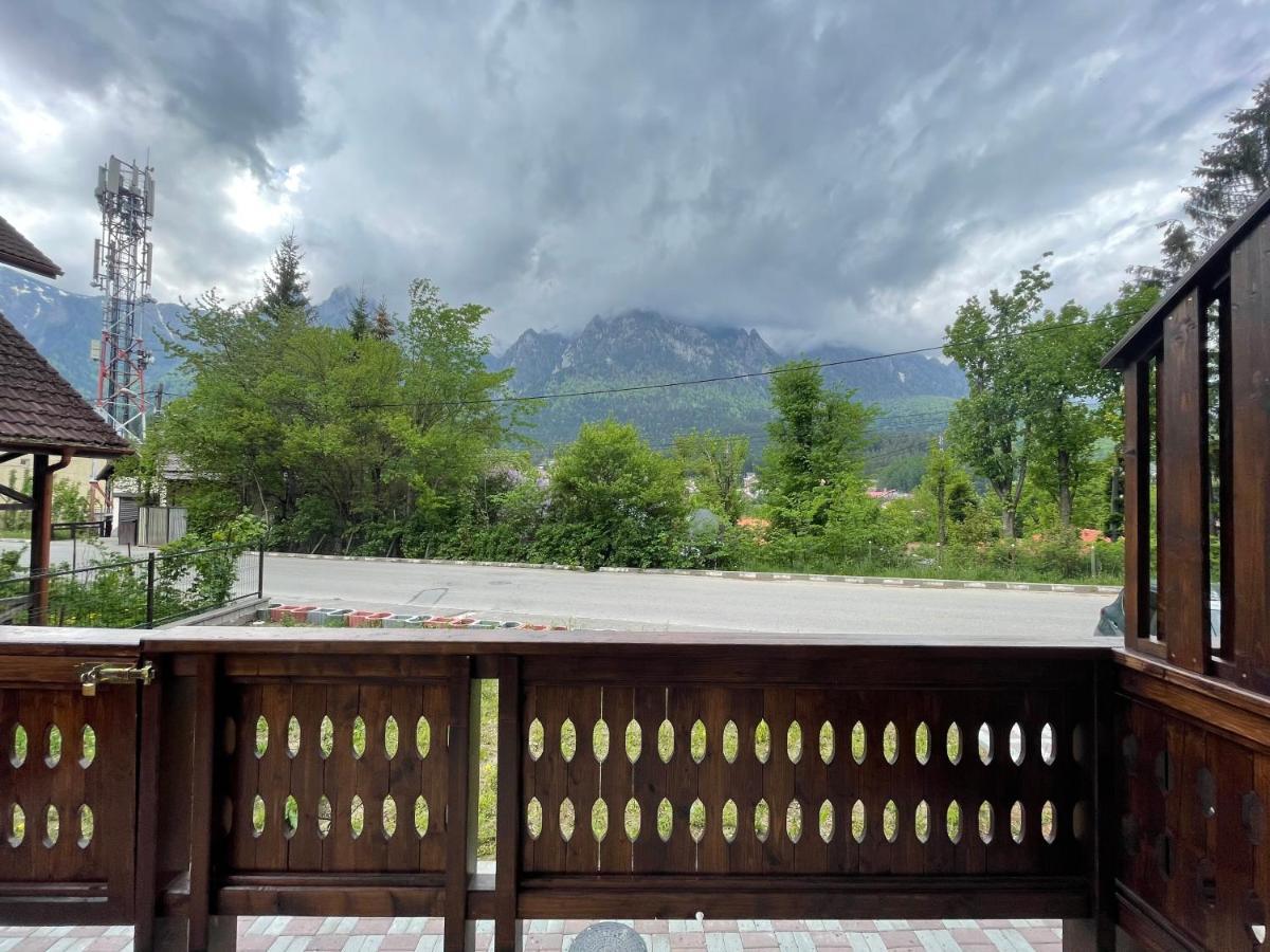 Castle Residence Apt. Zamorei Buşteni Buitenkant foto
